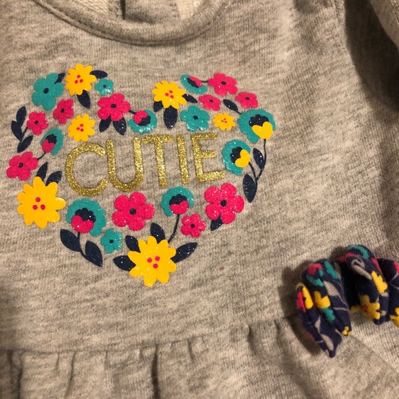 Carter’s (Child of Mine)- two piece outfit, 0-3 - Picture 2 of 3